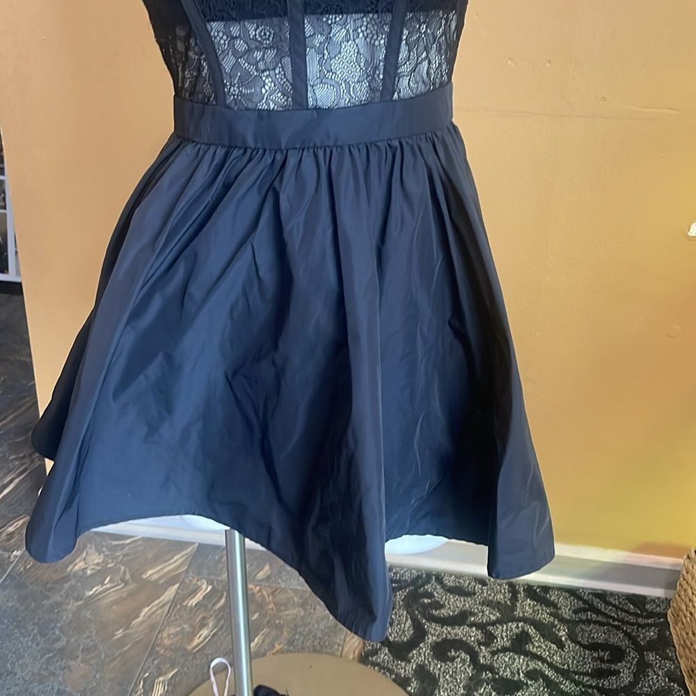 BCBGeneration, Black Party Dress Size 0 - Picture 3 of 14